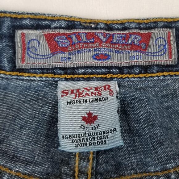 Silver Jeans Co. Thursday Flare Leg Jeans Women’s Size 31x31 Made in Canada - Picture 6 of 12